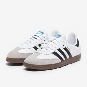Adidas Sneakers